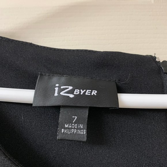 🌷3 for$20🌷Iz Byer, US 7, Black & Blue Colour Blocked Cap Sleeved Peplum Dress - Picture 5 of 7